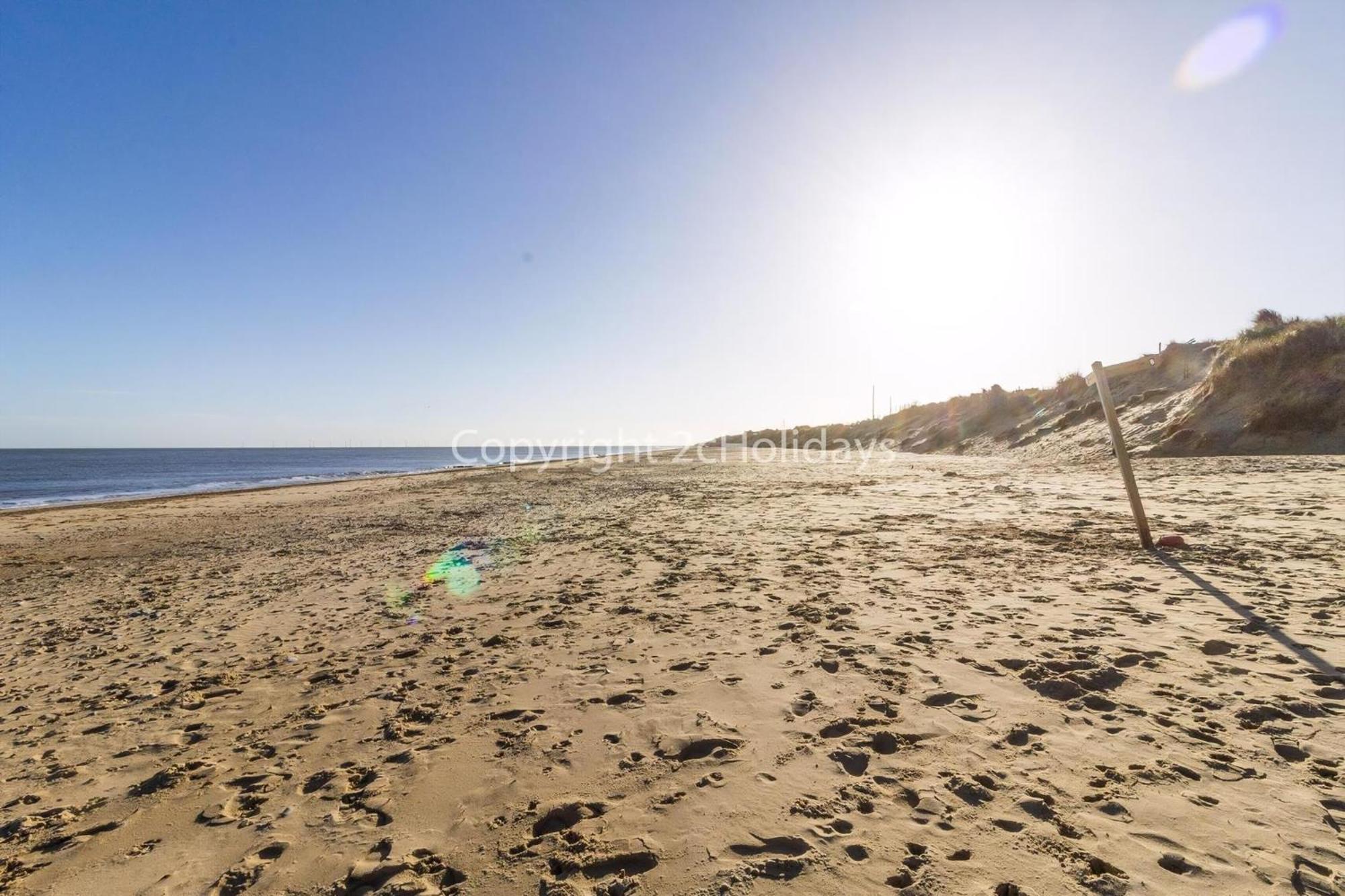 Lovely 4 Berth Chalet To Hire In Hemsby Nearby The Beach Ref 18177B Exteriör bild